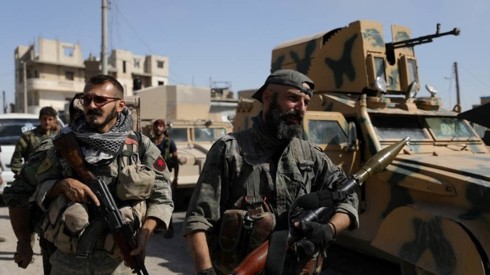 Suriah: SDF mengadakan kembali operasi anti IS setelah mengungsikan warga