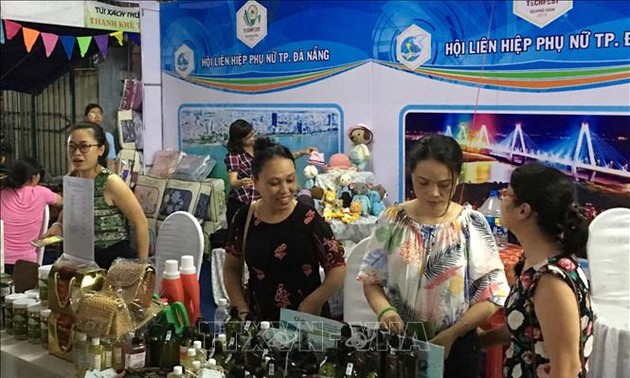 Membuka Festival Perempuan Startup Vietnam Tengah – Tay Nguyen