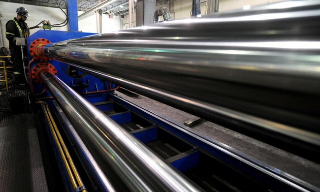 AS menghapuskan tarif terhadap aluminium dan baja dari Kanada dan Meksiko