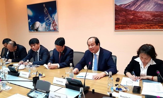 Vietnam dan Federasi Rusia mendorong kerjasama membangun e-government
