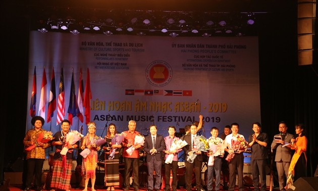 Penutupan Festival Musik ASEAN 2019