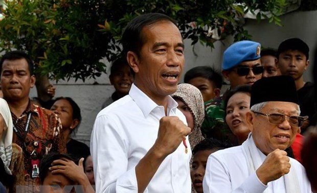 Komite Pemilihan Umum  Indonesia mengumumkan Joko Widodo telah menjadi Presiden