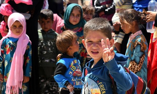 Menandatangani permufakatan tentang pelindungan anak-anak dalam bentrokan di Suriah