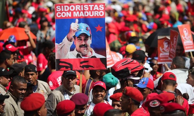 Pawai di Venezuela untuk memprotes sanksi-sanksi AS
