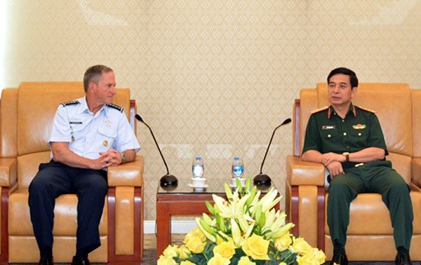 Mempertahankan hubungan pertahanan Vietnam-AS secara praksis dan berhasil-guna