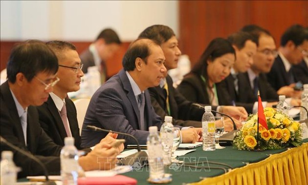 Pembukaan sidang SOM Komisi gabungan ke-17 tentang kerjasama ekonomi, kebudayaan, ilmu pengetahuan dan teknologi Vietnam-Kamboja