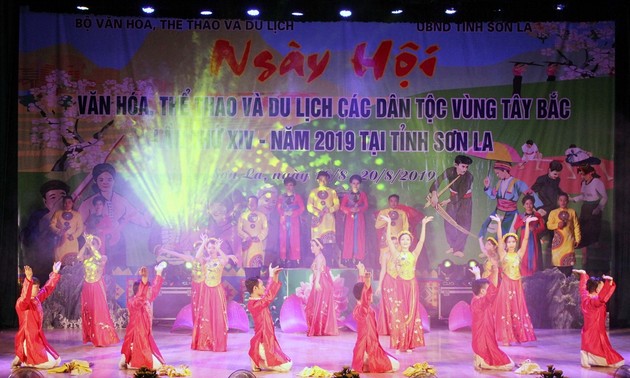 Provinsi Phu Tho akan menyelenggarakan Festival Kebudayaan, Olahraga dan Pariwisata Etnis-Etnis di Daerah Tay Bac tahun 2022