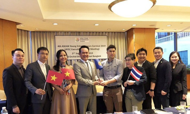 Vietnam menerima jabatan Ketua Asosisasi Wirausaha Muda ASEAN