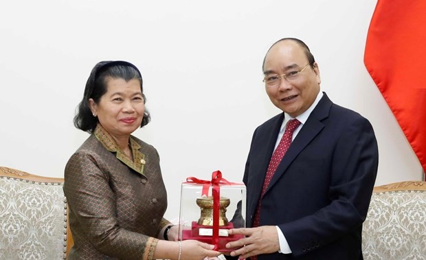 Terus mendorong hubungan persahabatan Vietnam-Kamboja melakukan kerjasama dan mencapai kesejahteraan bersama