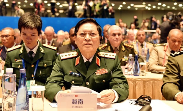 Memperhebat kerjasama pertahanan Vietnam-Tiongkok