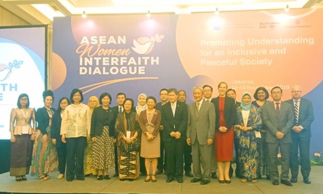ASEAN Menekankan Peranan Perempuan dalam Mempertahankan Perdamaian