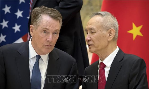 Pejabat AS dan Tiongkok melakukan pembicaraan telepon tentang masalah-masalah perdagangan poros