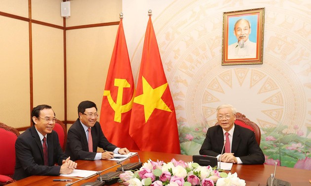 Sekjen,  Presiden  Vietnam, Nguyen Phu Trong melakukan pembicaraan telepon dengan Presiden Federasi Rusia, Vladimir Putin