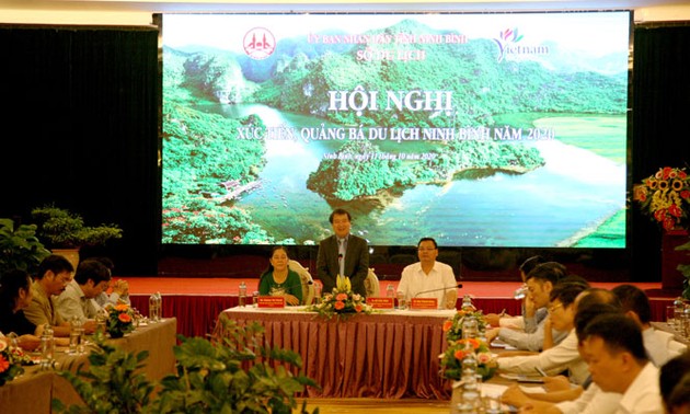 Mempromosikan dan Menyosialisasikan Pariwisata Provinsi Ninh Binh Tahun 2020