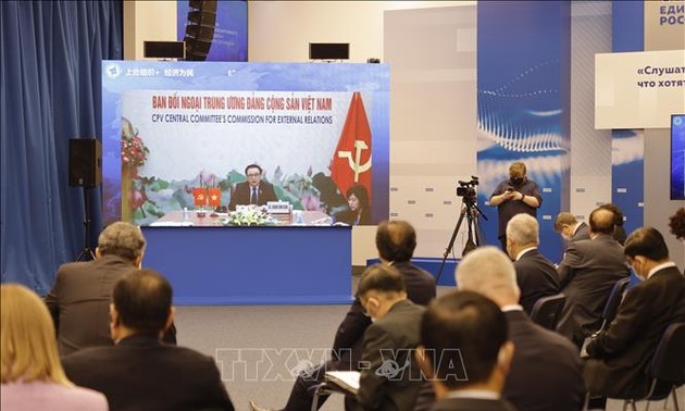 Vietnam Menghadiri Forum Antar-Partai Internasional