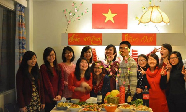 Hari Raya Tet Orang Vietnam di Luar Negeri