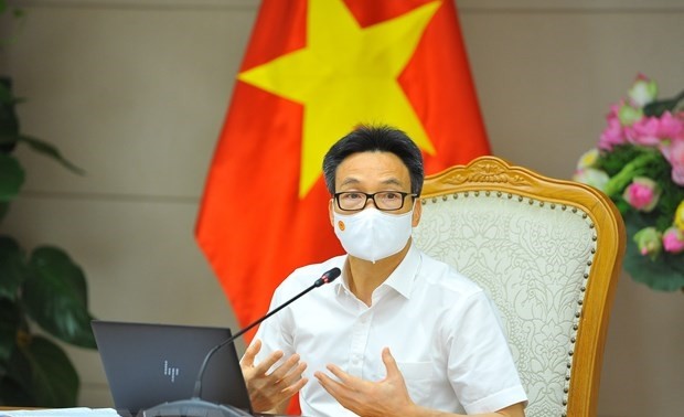 Deputi PM Vu Duc Dam Bekerja dengan Komite Partai Komunis Kota Ho Chi Minh