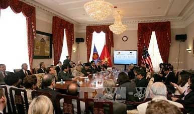 Das Forum über Beziehungen zwischen den USA und ASEAN