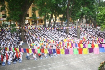 Beginn des neuen Schuljahres in Vietnam