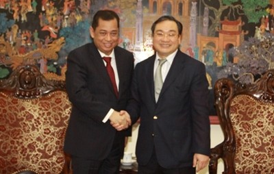 Bruneis Energieminister besucht Vietnam