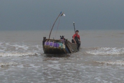 Die Seefahrt der Fischer in Tra Co
