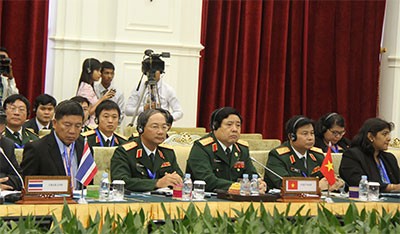 Vietnam beteiligt sich an der ASEAN-Verteidigungsministerkonferenz
