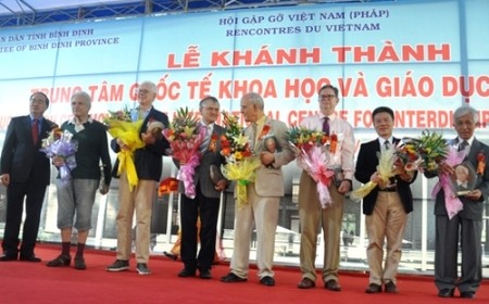Einweihung des Internationalen Zentrums für Wissenschaft und Bildung in Binh Dinh