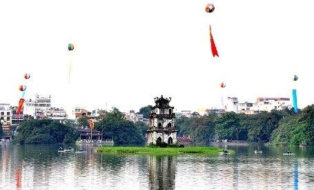 Befreiungstag der Hauptstadt Hanoi gefeiert