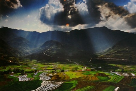 Schöne Momente mit Landschaft und Menschen Vietnams
