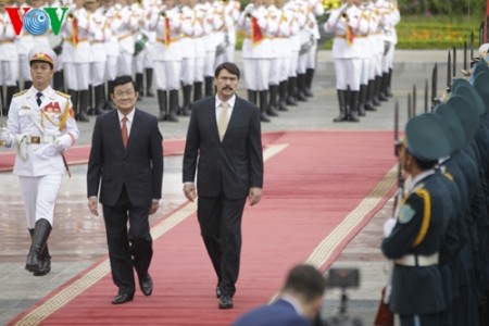 Verstärkung der vielseitigen Zusammenarbeit zwischen Vietnam und Ungarn