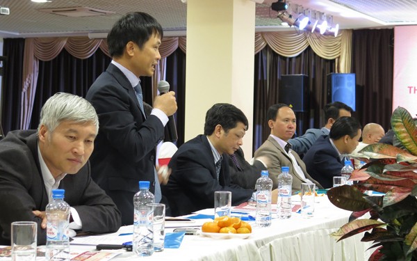 Seminar über die Lage in Russland und Herausforderungen für vietnamesische Unternehmen