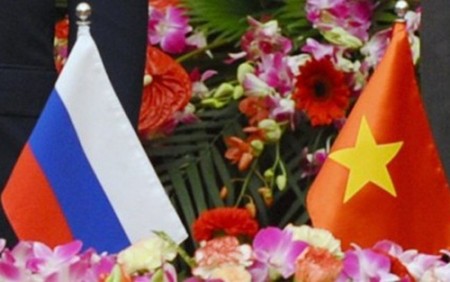 Feier zum 65. Jahrestag der Aufnahme diplomatischer Beziehung zwischen Vietnam und Russland