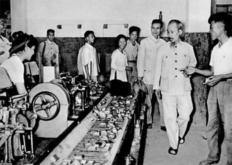 Die Ho-Chi-Minh-Ideologie für die Ausbildung von Beamten