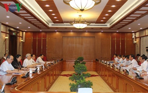 Politbüro bereitet sich auf die Sitzung der Parteiorganisationen der Organe auf Regierungsebene vor