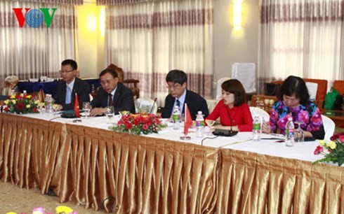 VOV verstärkt Zusammenarbeit im Radio- und Fernsehbereich mit Myanmar und Indien