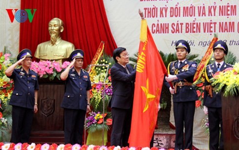 Staatspräsident nimmt an der Feier zum 17. Gründungstag der vietnamesischen Seepolizei teil