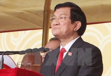 Staatspräsident Truong Tan Sang nimmt an Siegesfeier zum 2. Weltkrieg teil 