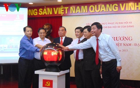 Eröffnung der Internetseite “Kommunistische Partei Vietnams – Der 12. Parteitag”