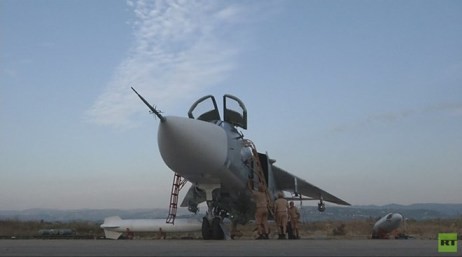 Russische Luftwaffen zerstören viele wichtige IS-Stellungen in Syrien