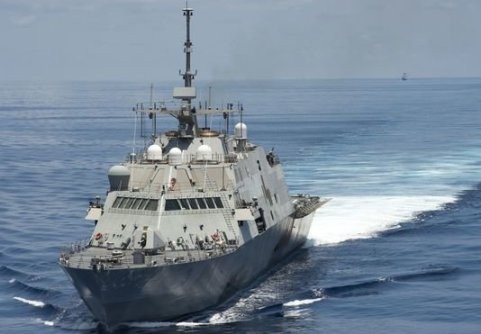 Die USA kündigen die Entsendung von Marineschiffen ins Ostmeer an