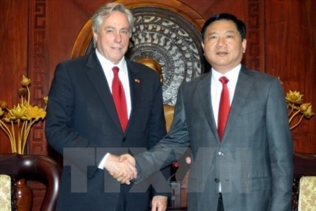 Leiter von Ho Chi Minh Stadt empfängt den Hohen Berater des US-Außenministers