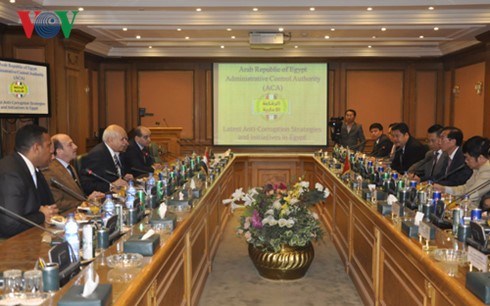 Vietnams Regierungsinspektion arbeitet mit der ägyptischen Verwaltungsaufsichtsbehörde zusammen