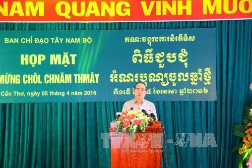 Treffen zum Fest Chol Chnam Thmay 