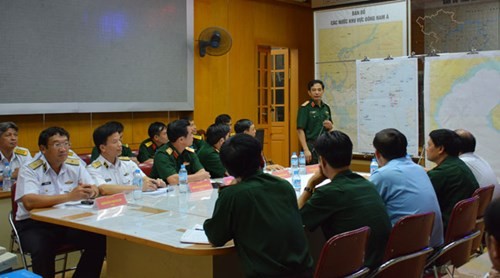 Suche nach Flugzeug CASA-212 und Pilot Tran Quang Khai