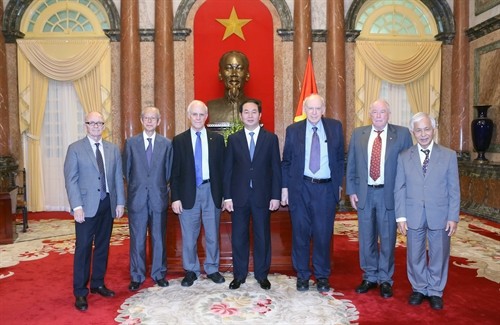 Staatspräsident: Zu Erfolge Vietnams tragen Wissenschaftler aus dem In- und Ausland bei