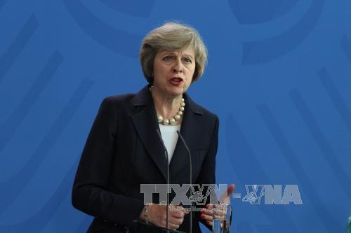 Neue britische Premierministerin verpflichtet zu Errichtung eines ausgeglichenen Staatshaushalts