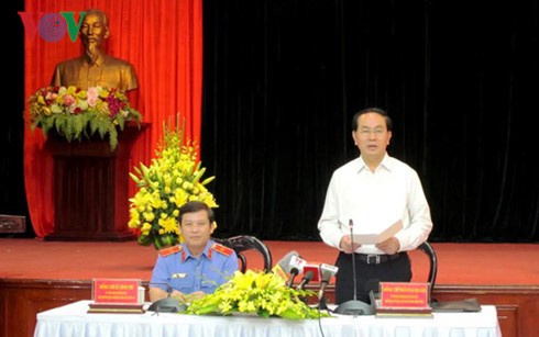 Staatspräsident Tran Dai Quang führt Arbeitstreffen mit der Staatsanwaltschaft