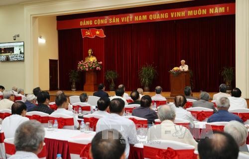 Sekretariat der KPV organisiert Treffen mit ehemaligen hochrangigen Beamten