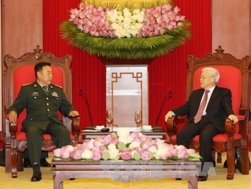 Leiter der Partei und des Staates empfangen Vize-Vorsitzender der Zentralen Militärkomission Chinas 