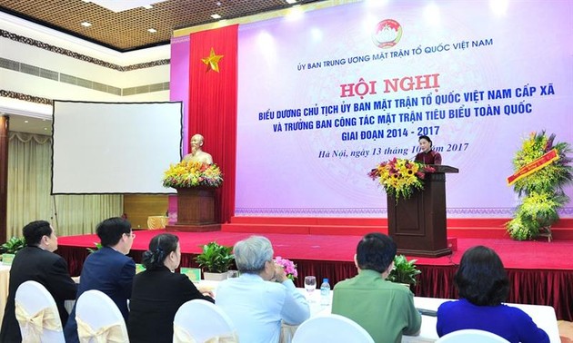 Mitarbeiter der Vaterländischen Front Vietnams setzen sich für die Solidarität in Wohnorte ein 